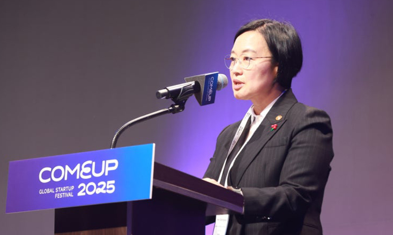 한성숙 중소벤처기업부 장관 "혁신은 혼자서 완성할 수 없다" - 뉴스 썸네일 이미지