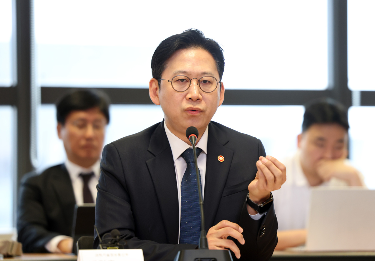 배경훈 “앤트로픽 같은 기업 나와야… 2∼3년이 골든타임”