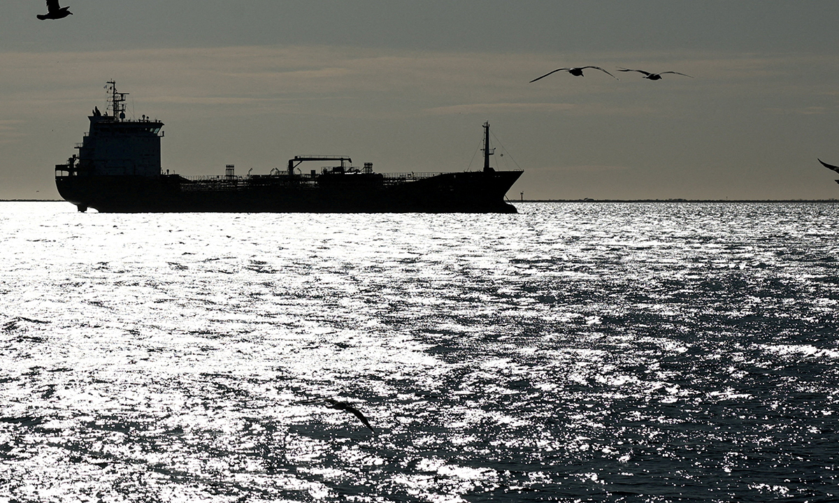 홍해 봉쇄되면 유럽수출 ‘동맥’ 막혀… 희망봉 우회 땐 운임 폭등 [美·이란 전쟁]