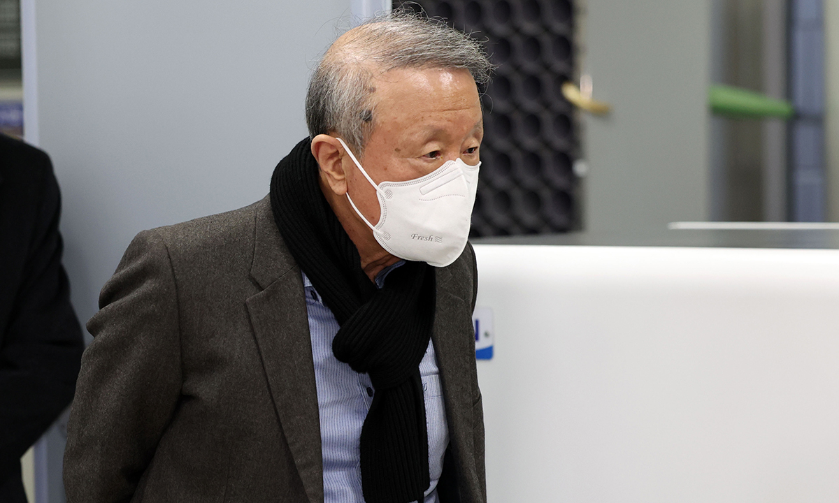 ‘횡령·배임 혐의’ 홍원식 전 남양유업 회장 항소심 첫 공판 시작