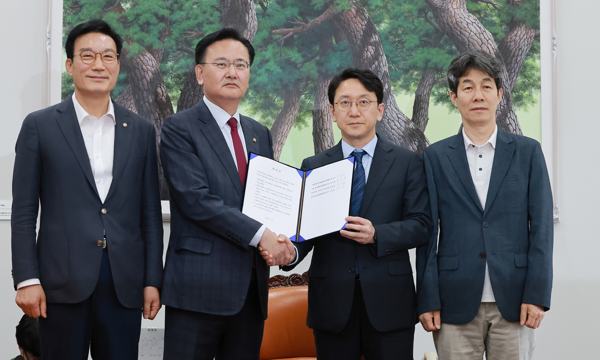 여야, 6·3 지방선거서 ‘광주 중대선거구 첫 도입·비례 확대’ 합의 [6·3의 선택]