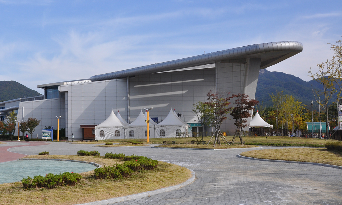 효율 앞세워 설계자 의도 흐리는 ‘턴키텍처’의 한계 [스페이스도슨트 방승환의 건축진담]