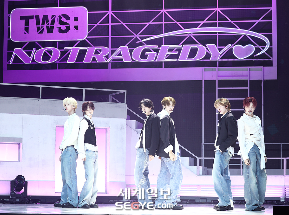 [포토] 투어스 '완벽한 엔딩'