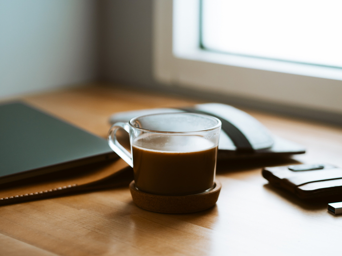 “커피, 딱 2주만 참아보세요…기분과 장 컨디션이 먼저 달라집니다”