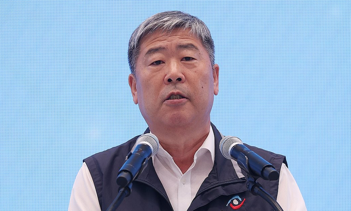 한국노총 “긴급조정권 부적절…삼성전자 노조 비난 말아야”
