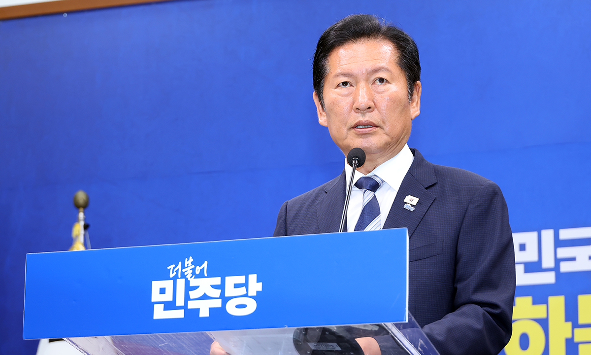 정청래 "전국적 큰 승리 국민께 감사…서울 탈환 못해 아프다"