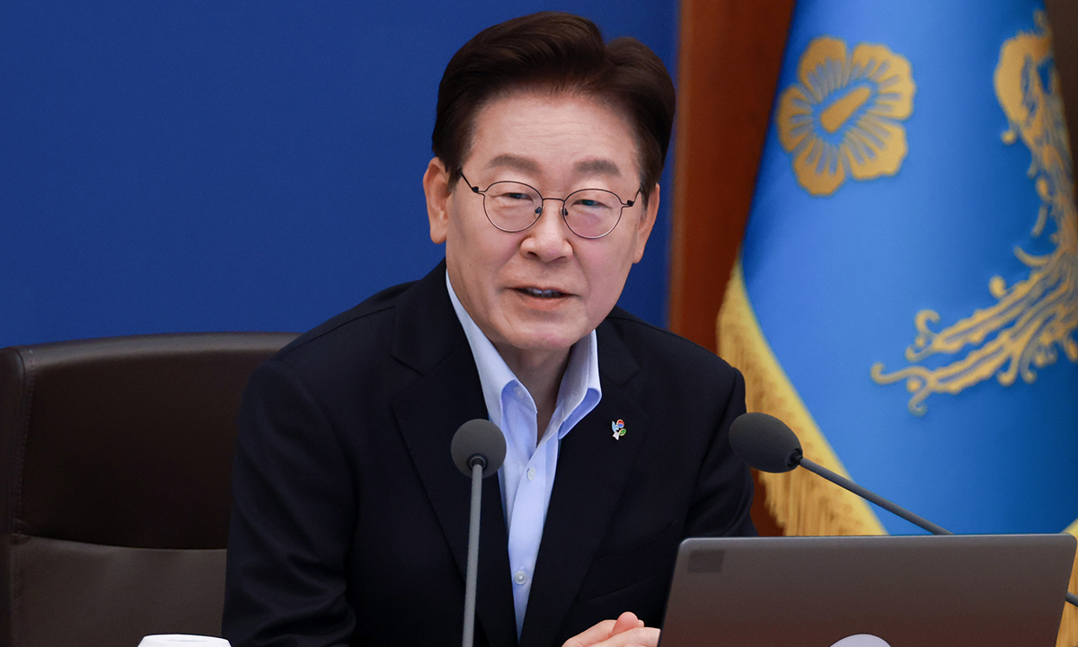 국힘 "李대통령 '현금살포'추경 군불"…與 "때맞춰 내리면 단비"