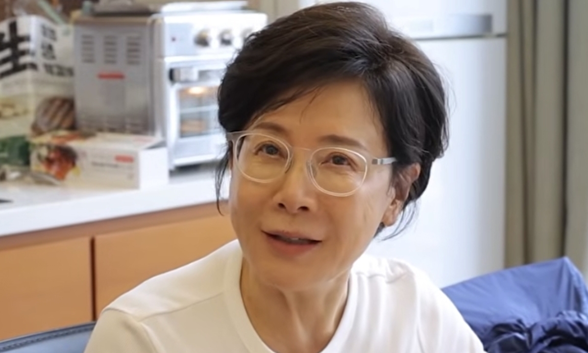 74세 박정수, 20년 전 옷맵시 그대로…체형 유지 비결은