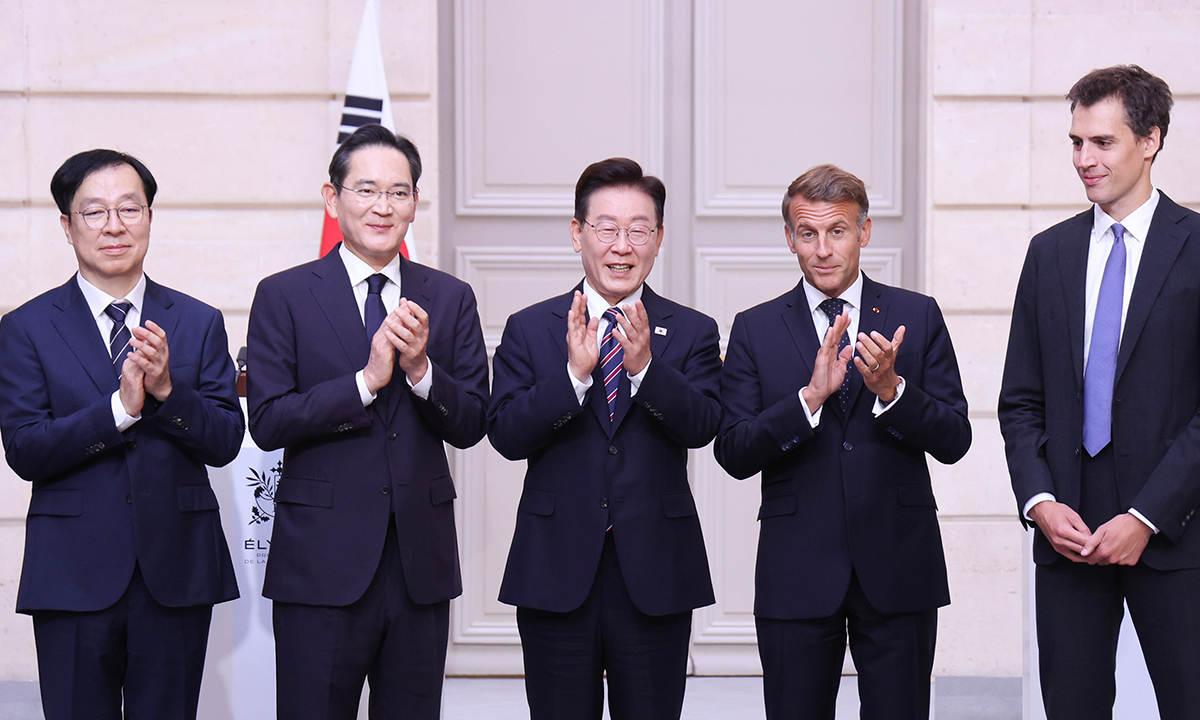 미스트랄 손잡고 삼성 전용AI 개발… 李 “韓·佛 진정한 꼬뺑”