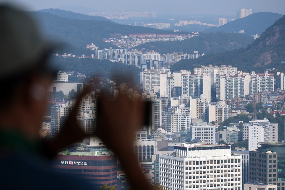 “50억 강남 집값 잡는 게 서민과 무슨 상관”…李정부 대출 규제의 역설 [잘살아보세]