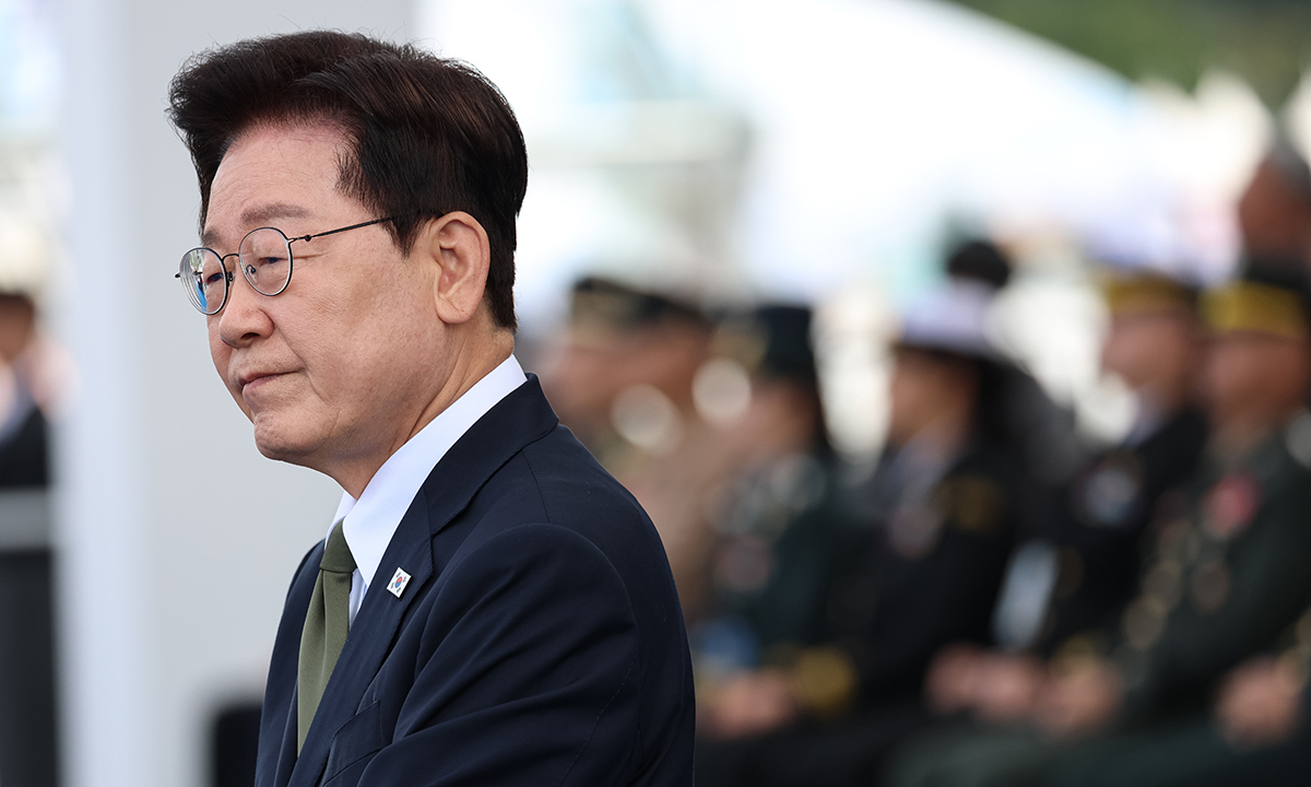 ‘우(右)’ 대신 ‘좌(左)’… “함께 해주세요, 좌아하게” SNS 글 올린 李 대통령