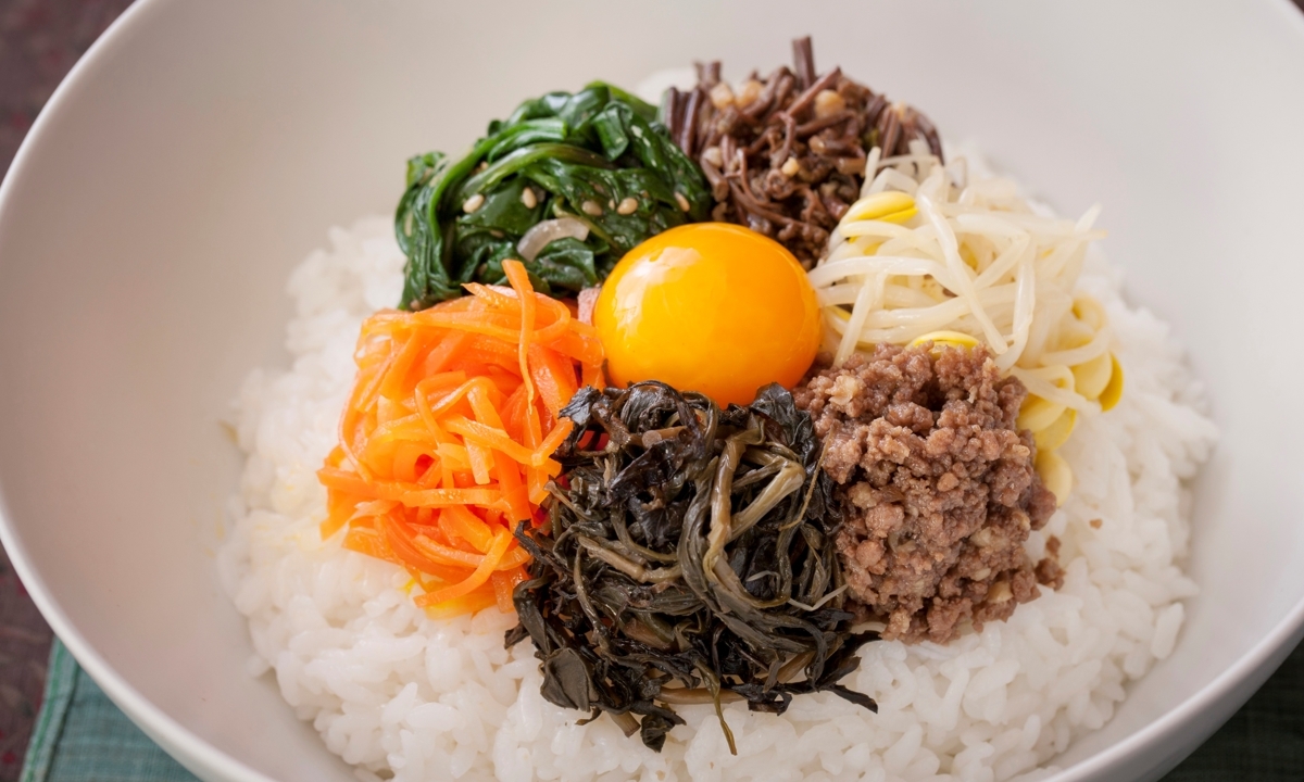비빔밥 필수 재료인데…생으로 먹으면 위험한 국민 나물