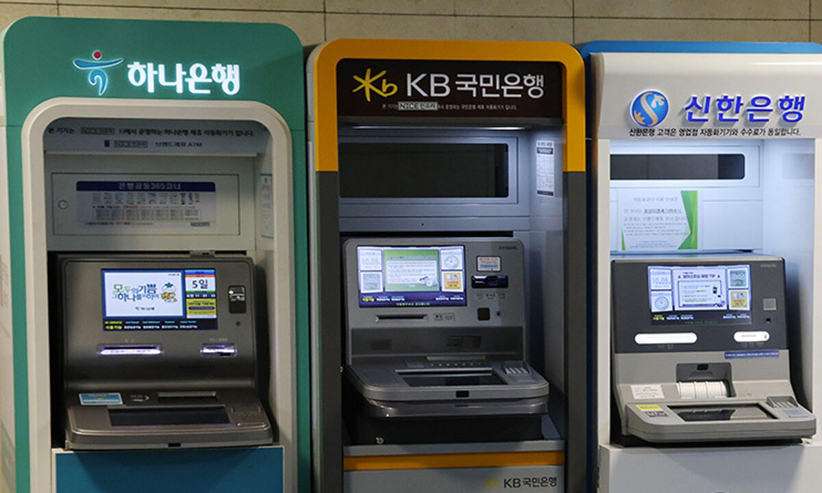전액보상 한다지만… 2차 피해 입증 관건 [금융권 AI해킹 사태]