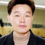 김동욱
